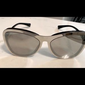 Chanel sunglasses.Limited edition!